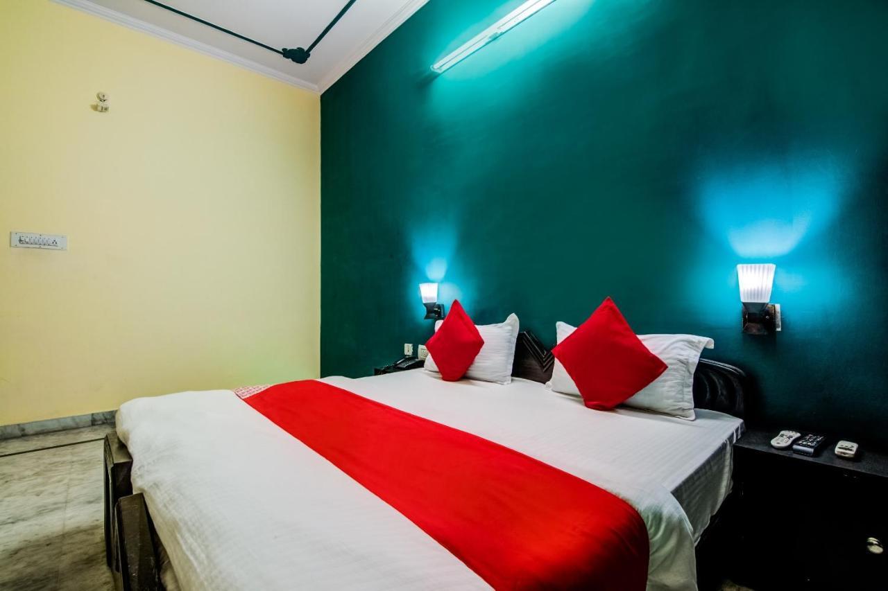 Oyo Hotel Malhotra Jaipur Ngoại thất bức ảnh